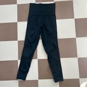 LNDR Dark Green 7/8 Legging Size Small-Medium